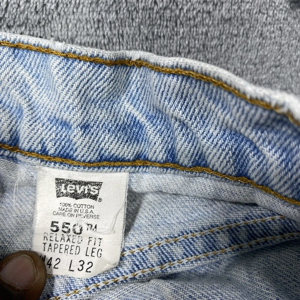 Vintage Levis 550 Jeans Fits 42x31 USA Made 1995 Tapered Relaxed Denim Work Fade